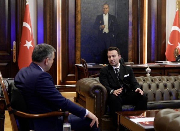 Bakan Çiftçi Cumhurbaşkanı Erdoğan'la Tanışma Anısını İlk Kez Anlattı! 'Okuyun da Soframız Huzur Bulsun'